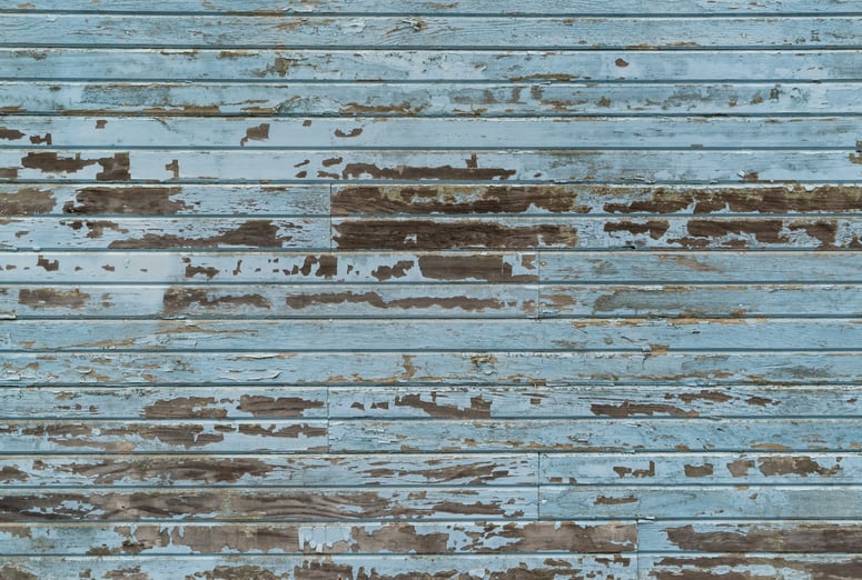 Aged-siding-and-chipped-paint