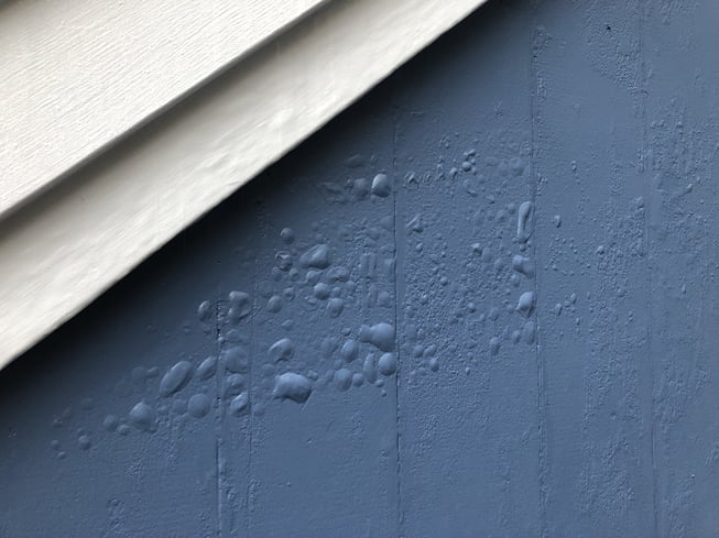Bubbling-paint-on-home-siding