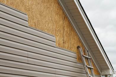 Removing-siding-from-home