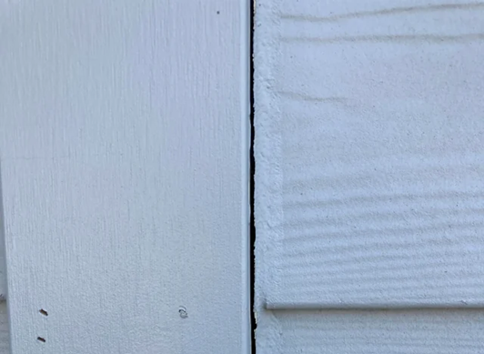 Siding-missing-caulking